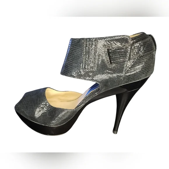 Michael Kors Heidi Platform Heels, Womens 7.5 - Picture 8 of 12